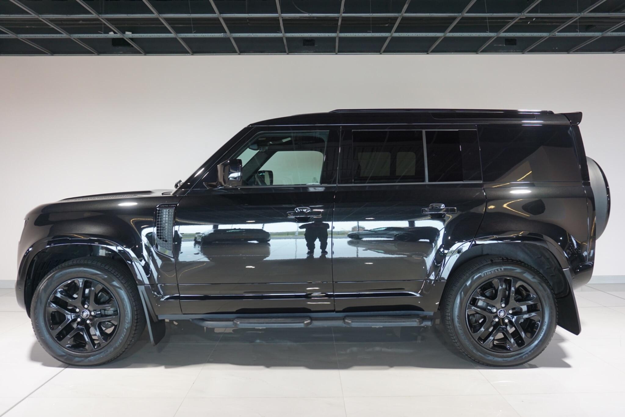 Land Rover Defender 110 3.0 D250 MHEV S Hard Top SUV 5dr Diesel Auto 4WD MWB Euro 6 (s/s) (250 ps)